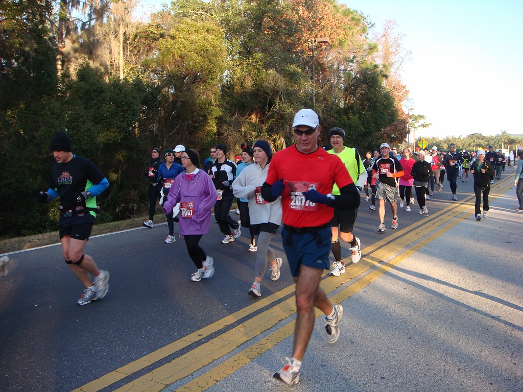 Disney 2010 D2 0353.jpg -                                